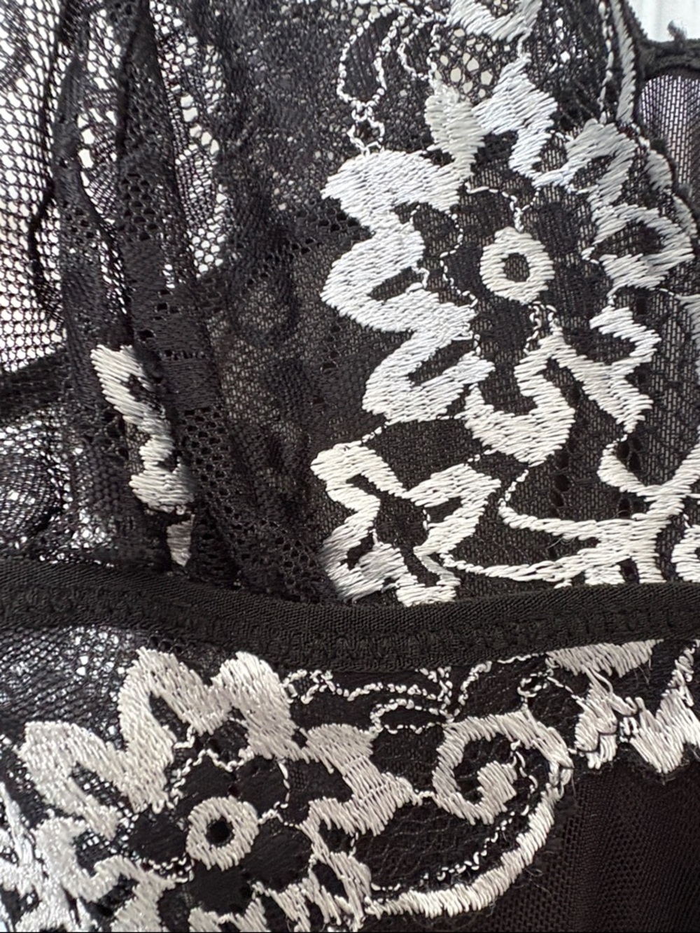 Black Lace-Trim Mesh Chemise with White Embroidery front clasp closure - Picture 3 of 4